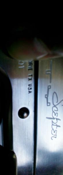 Vendo INFINITY SCEPTER en calibre 9mm y 6".Arma con poco uso.
Se trata de un arma de 6",en acero 60