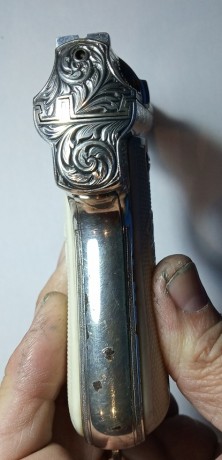 Hola compañer@s. He decidido poner a la venta una pieza de mi coleccion bastante rarilla, es una Astra 12