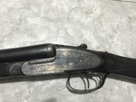 Vendo escopeta plana Union Armera modelo Grulla con 76 cm de cañones.
En calibre 16. Una estrella en cada 02