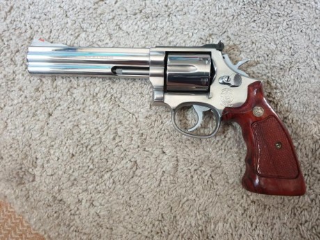 Perfecto estado, muy pocos tiros
450€ más envio si los hubiera 
El arma se encuentra en Barcelona
Mod 01