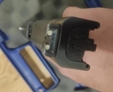 Vendo Pistola en perfecto estado. Con muy pocos disparos. Se puede ver y probar. Retenida del cargador 12