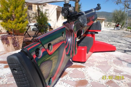 Se vende esta Anschutz en perfectas condiciones de tiro. Se trata como todos conocen de una carabina de 80