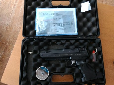 Buenos días.
Vendo pistola Zoraki HP01-2 LIGHT en 4.5 mm con cañón de acero estriado de 18 cm.
Esta es 00