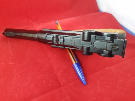 Ya se que sera muy difícil casi imposible,pero busco esta pistola y me ofrezco a pagarla francamente bien 01