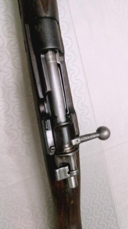 Vendo un Mauser español del año 1951. Hecho en Fabrica de armas La Coruña con su respectivo cuño.
Está 01