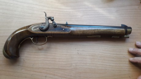 Un compañero de club me pide poner a la venta pistola Navy Mool de Pedersoli cal. 45
Precio 400 euros 01