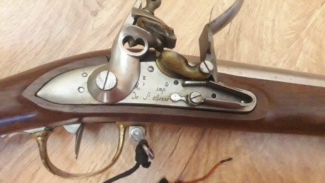 Un compañero de club me pide poner a la venta mosquete DRAGOONS de Pedersoli, cal.69
Precio 900 euros 02