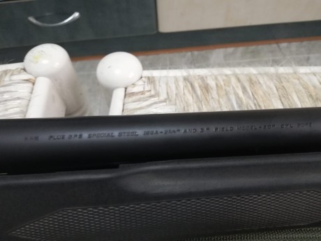 Muy cuidada, capacidad7+1.recamara magnun cañon liso cilindrico de 51.roscas y bases de acero warne. Balea 12