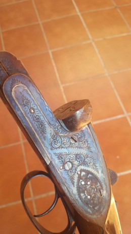 Vendo escopeta Víctor sarasqueta 12/70 , características de la misma en las fotos.  PRECIO 250€ no negociable. 12