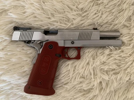 Se venden las siguientes armas: 
(SE ENCUENTRAN EN MÁLAGA)
Glock 34 Gen 4, en perfecto estado, comprada 00