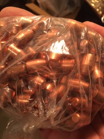 VENDO PUNTAS 40S&W DE 180GR FMJ

SON BLINDADAS Y EN PAQUETES DE 100, ME QUEDAN UNAS 1.950 PUNTAS.

 00