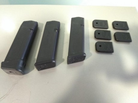 Maletín Blackhawk nuevo para dos armas cortas y cargadores 25€ VENDIDA
Funda cuadrada para una pistola 00