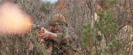 Compañeros,

En vista de las ganas de algunos (Elcafe, Wilcow, Vrakk, etc) por adivinar armas de películas 40