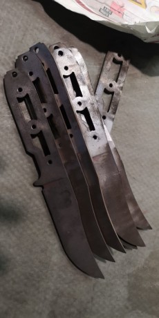 Os presento el nuevo cuchillo MT Alimaña, diseñado por Manuel de la Torre con mi humilde colaboración. 01