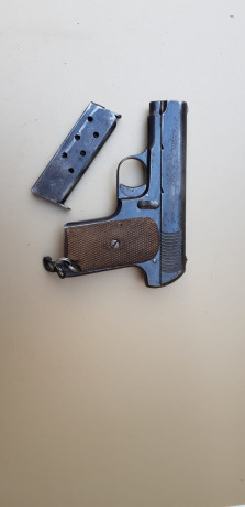 En bien estado la patina se limpia con cuidado. cal 7.65mm
precio 555

Inscrito en el libro de coleccionista 02