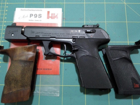 Se vende esta excepcional pistola en estado perfecto con dos cargadores, tres buffer de recambio, tres 00