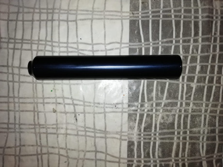 Vendo moderador con rosca 1/2 unf metalico. Se puede abrir para ponerle el relleno que cada uno estime. 00