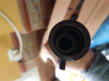 Vendo cañon blaser r8 300 Wm con magnaport, con cabezal y cargador todo con unos 5 meses unos 20 tiros,precio 30
