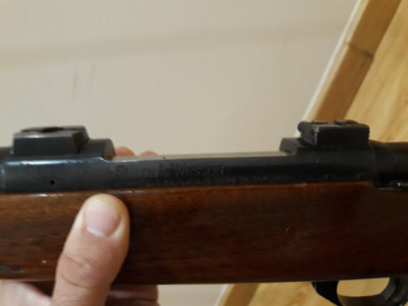 Rifle que no habra tirado mas de dos cajas de balas, esta impecable, calibre 300 Winchester Magnum , Model 10