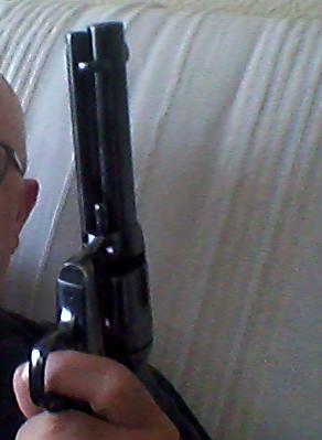 Vendo Uberti 45 colt. Estado muy bueno. 300 €. 20