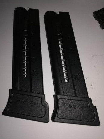 Hola, vendo accesorios de la Hammerli x Esse, todo el conjunto 120€  gastos envio incluidos.

Saludos 01