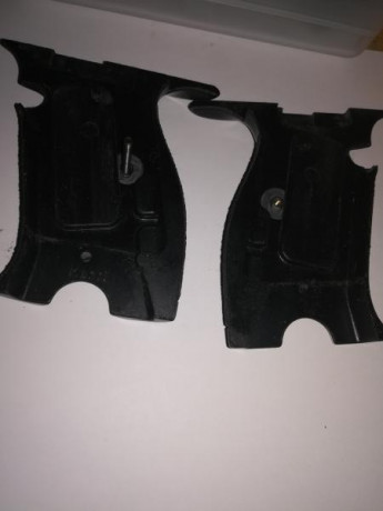 Hola, vendo accesorios de la Hammerli x Esse, todo el conjunto 120€  gastos envio incluidos.

Saludos 00
