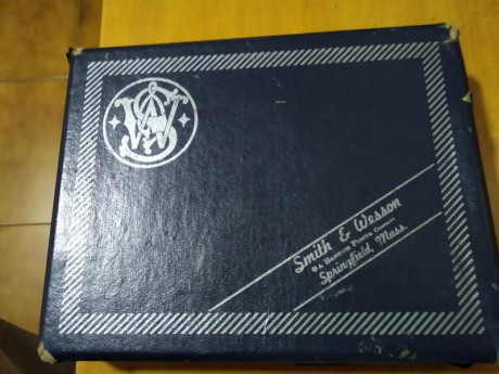 Vendo s&w mod 59, año 80, como indica banco de pruebas.
Usada para defensa durante años.
Guiada en 10
