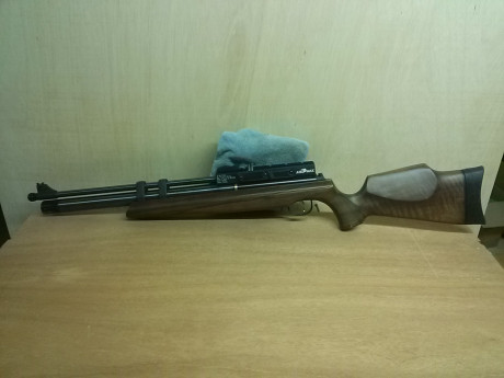 Hatsan Calibre 22
 2 CARGADORES ROTATIVOS Y CONECTOR DE CARGA.
En perfecto estado de conservación y funcionamiento.

 00