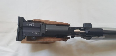 Vendo mi Feinwerkbau P44, porque me he comprado la P8X. 
Está impecable, no tiene ni un roce; como se 12