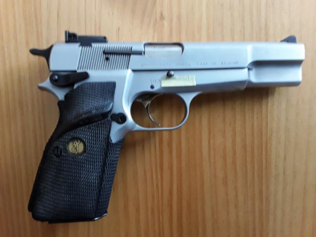  20190615_125958.jpg  20190615_130018.jpg  20190615_130245.jpg 
Vendo pistola FN GP35 version Silver Crome. 02