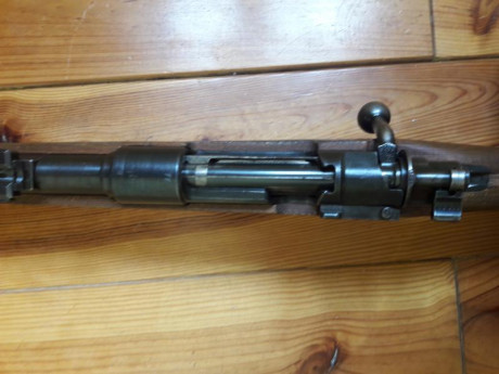 Un rifle honesto no de arsenal. 
Así como se ha quedado al final de la guerra...cañon perfecto 
Números 01