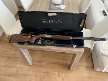 Vendo Beretta 682 Gold E Trap perfecta de ajustes y funcionamiento, con culata regulable echa por el artesano 02