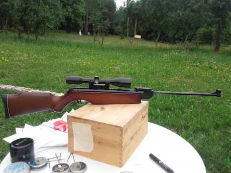 Vendo gamo magnum 4.5 impoluta.
Nada de uso. Ni una sola marca de uso ni en madera ni en pavón. Nada. 02
