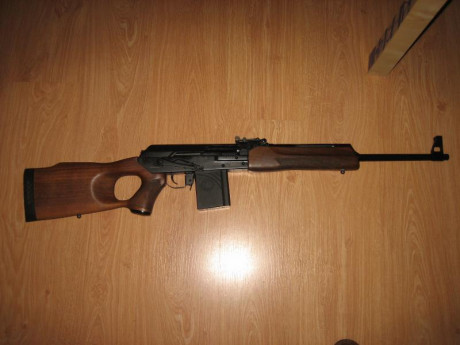 Hola. vendo éste rifle semiautomático, casi imposible de conseguir en la península, una joya de precisión 11