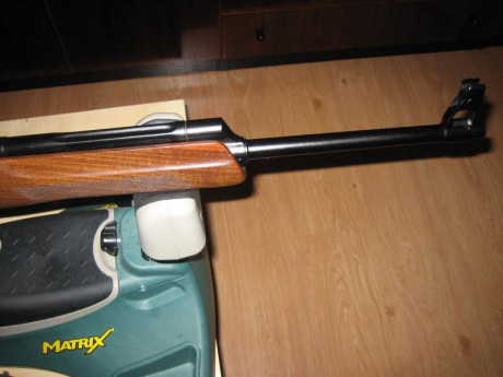 Hola. vendo éste rifle semiautomático, casi imposible de conseguir en la península, una joya de precisión 31