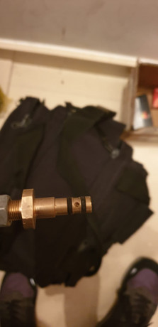 Vendo BSA BUCANNER con mira bsa,silenciador ,dos cargadores de 10 ,pitote de carga y puerto de transferencia 02