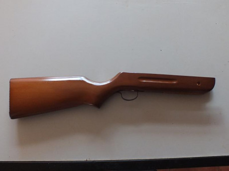 -Culata madera de carabina antigua.
-La madera está nueva ya que procede de una carabina nunca usada.
-Precio 02