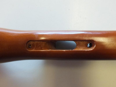 -Culata madera de carabina antigua.
-La madera está nueva ya que procede de una carabina nunca usada.
-Precio 01