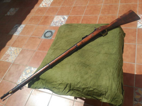 Saludos
Vendo Enfield Euroarms 1853 de 3 bandas, cal58.

En perfecto estado, como nuevo, sin rotos, arañazos 22