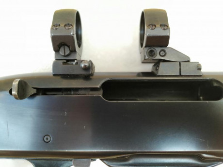 Por exceso de armas vendo rifle Remington 7.400 en calibre 30-06 y con monturas appel. El rifle se encuentra 52