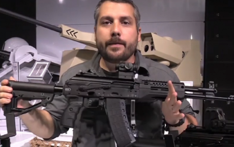 La marca Kalashnikov ,acaba de Scar una version civil ,de su kalashnikov militar ,la única diferencia 00