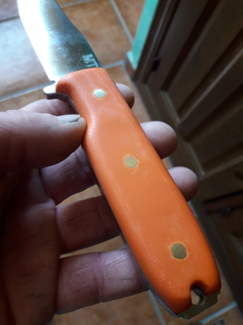 Os presento el nuevo cuchillo MT Alimaña, diseñado por Manuel de la Torre con mi humilde colaboración. 171