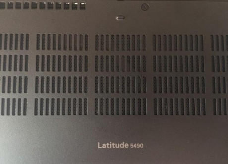 Portatil en perfecto estado , muy poco usado. Se puede enviar (MRW30e).
Windows 10 pro, 16 gb ram. 256 00