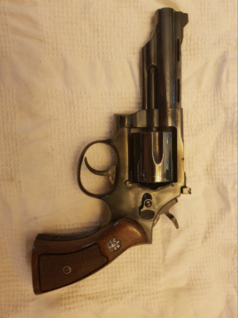 VENDIDO-Entrego revolver Llama 38 Sp por el pago de los portes. En perfecto estado. Está en Gerona provincia.
Necesito 00