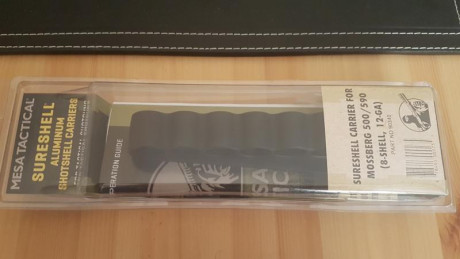 Hola , 

Vendo porta cartuchos lateral de aluminio de la marca Mesa Tactical,  para la la Mossberg 500 00