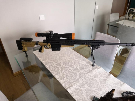 Rifle Accuracy International AX338 calibre 338 Lapua Magnum, visor March X 8-80 ajuste 1/8 moa, montura 01