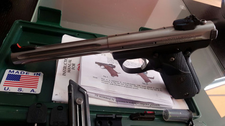 Vendo Ruger MK III HUNTER. Cal. 22
Perfecto estado, muy poco uso. 
Con caja original y accesorios.
Precio: 01