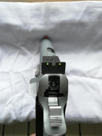 Arma comprada nueva hace dos años y medio, usada unicamente seis meses en mi primera temporada de IPSC, 00