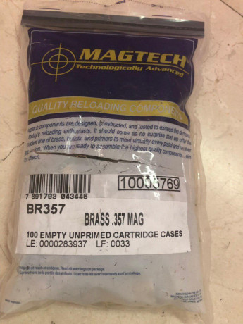  puntas.jpg  vainas2.jpg 

Se cambian vainas del 357 magnum hay aproximadamente unas 80 están sin estrenar, 02