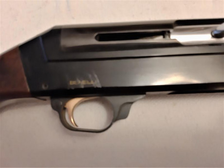 ESCOPETA DE CAZA CALIBRE 12/70 MARCA BENELLI, MODELO PREMIUM SUPER LIGERA, TIENE UN PESO DE 2.950 GR. 00
